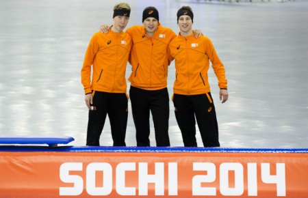 Volledig Nederlands podium 5 km schaatsen